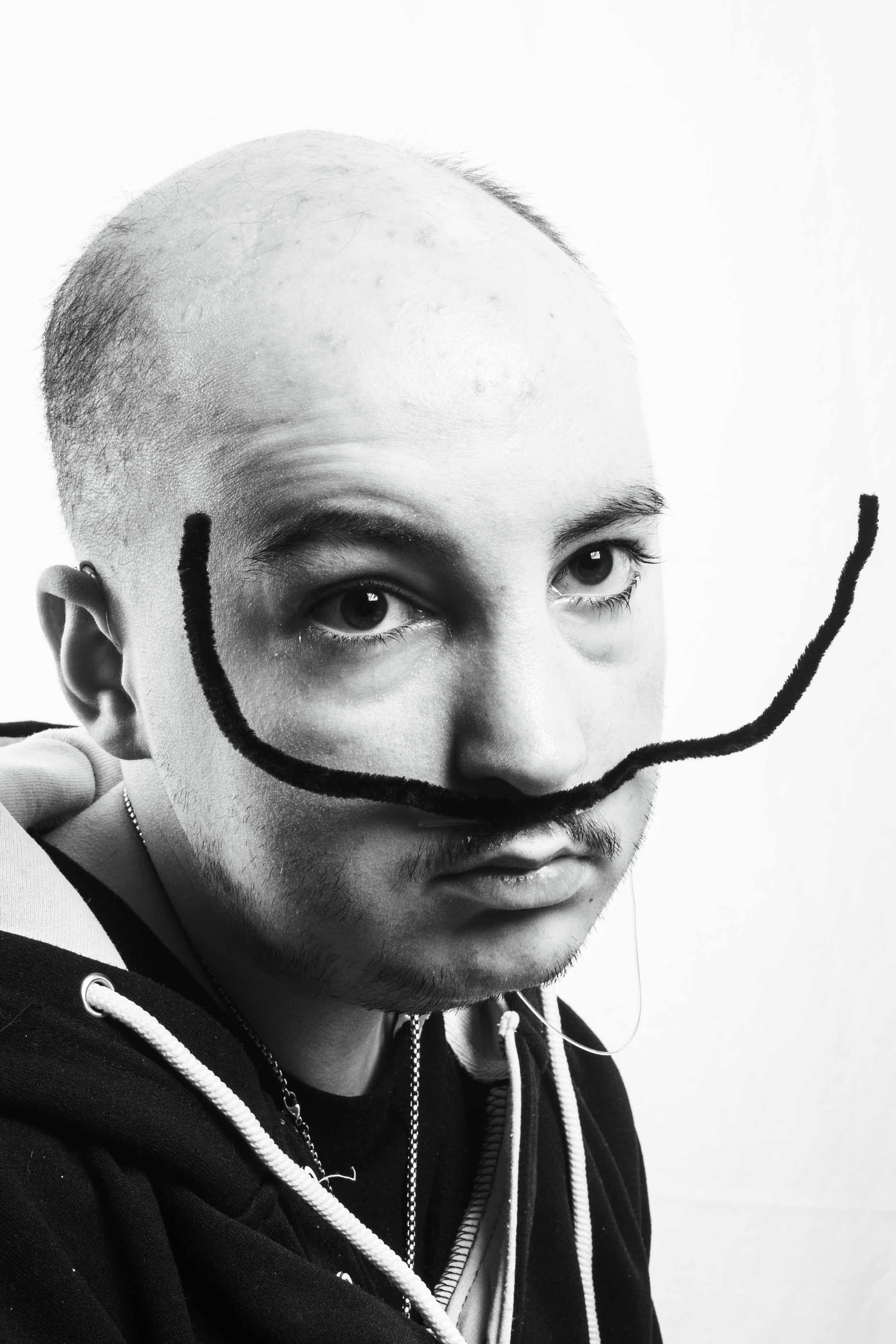 DALÍ